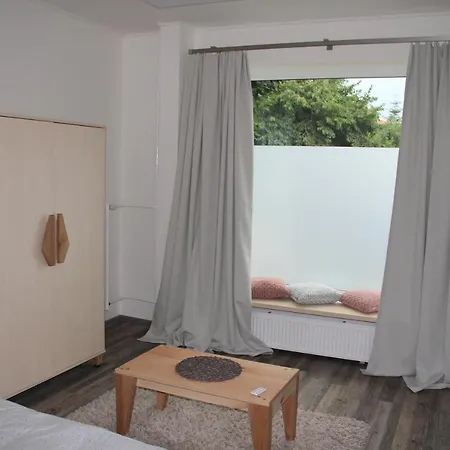 Pat - A Spacious Place Near The Station And Center Apartment Spisska Nova Ves