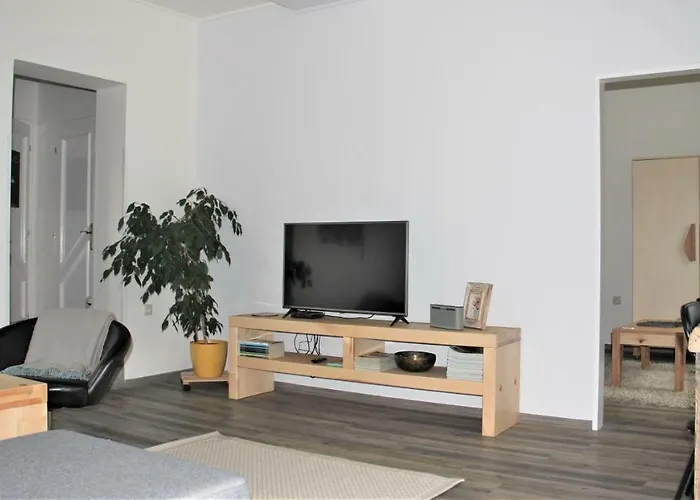 Pat - A Spacious Place Near The Station And Center *