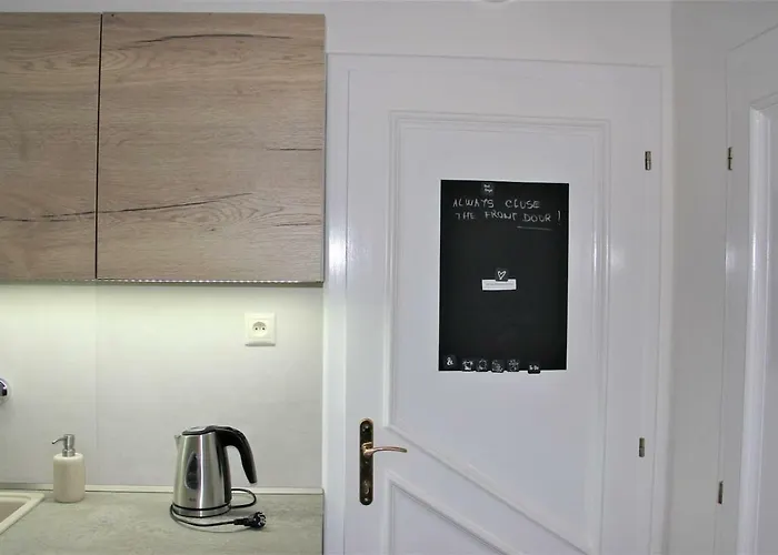 Pat - A Spacious Place Near The Station And Center Daire