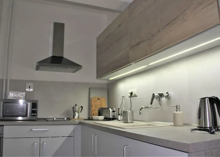 Daire Pat - A Spacious Place Near The Station And Center Spišská Nová Ves