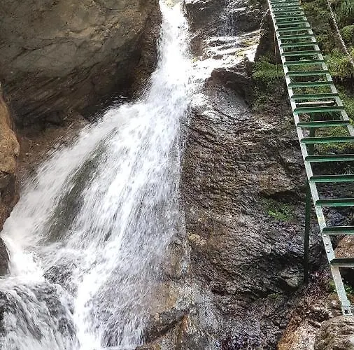 Pat - A Spacious Place Near The Station And Center Spišská Nová Ves