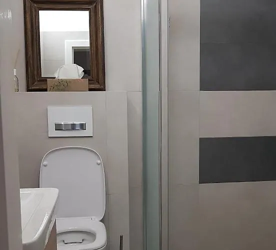 Daire Pat - A Spacious Place Near The Station And Center *